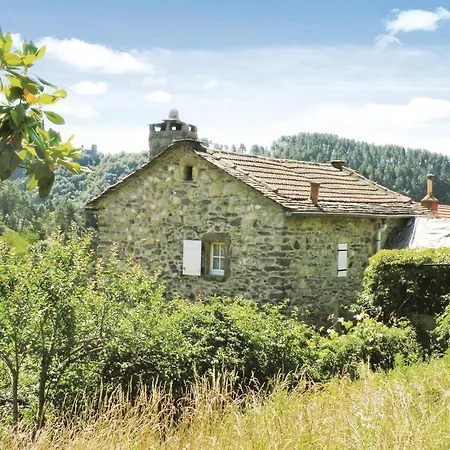 Сasa de vacaciones 3 Bedroom In Peyremale Bordezac