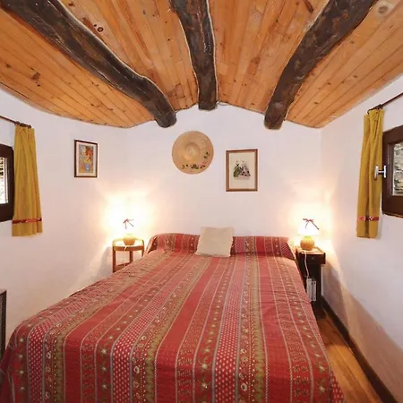 3 Bedroom In Peyremale Сasa de vacaciones *