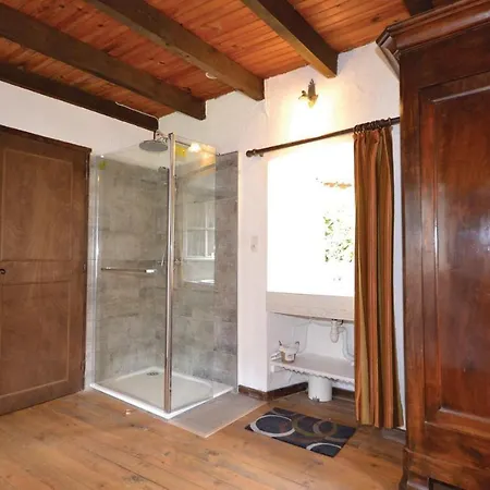 3 Bedroom In Peyremale