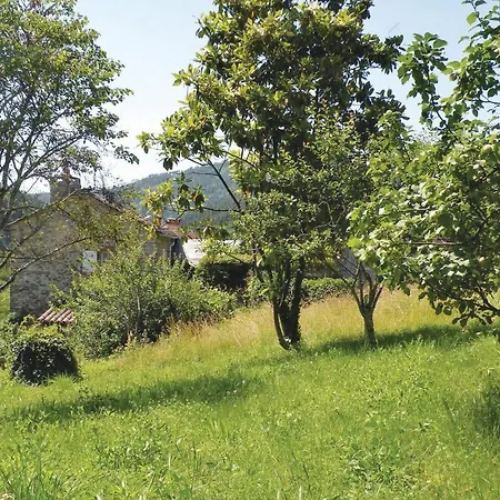 3 Bedroom In Peyremale *