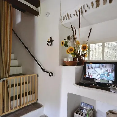 3 Bedroom In Peyremale Bordezac